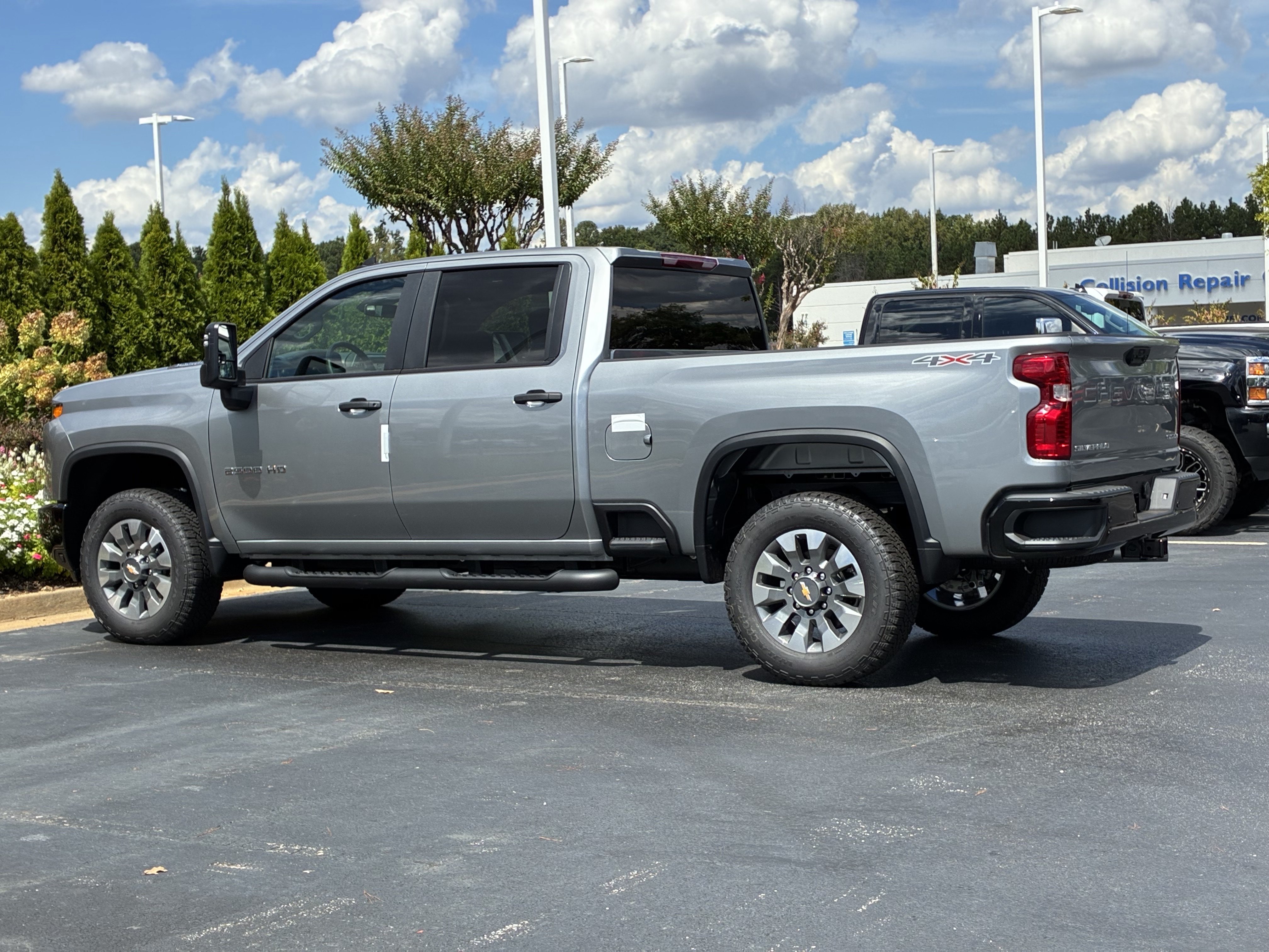 New 2026 Chevrolet Silverado 2500 Custom w/ Custom Value Package AWD/4WD image 10