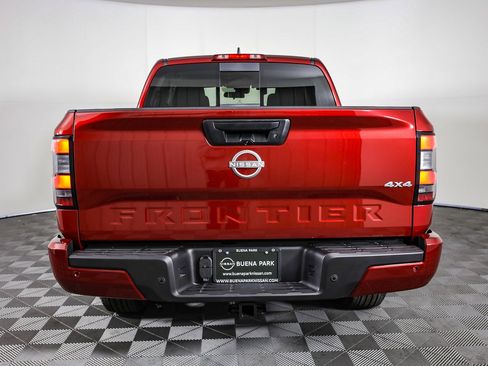 New 2025 Nissan Frontier SV w/ SV Convenience Package image 10