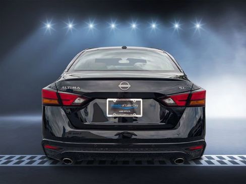 Used 2024 Nissan Altima 2.5 SL FWD image 4