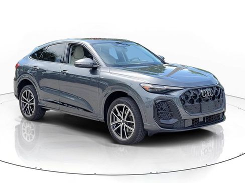 New 2026 Audi Q5 Premium Plus AWD/4WD image 1