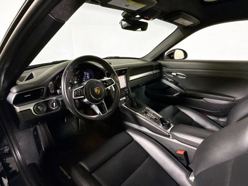 Used 2017 Porsche 911 Carrera RWD image 11