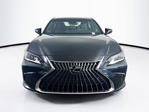 Used 2024 Lexus ES 350 w/ Premium Package image 2