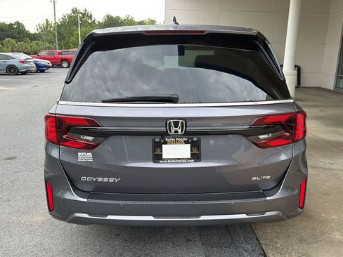 New 2026 Honda Odyssey Elite image 5
