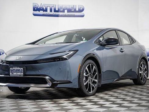 New 2026 Toyota Prius Plug-In Hybrid image 3