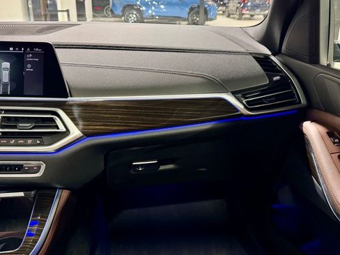 Used 2021 BMW X5 xDrive40i w/ Convenience Package image 26