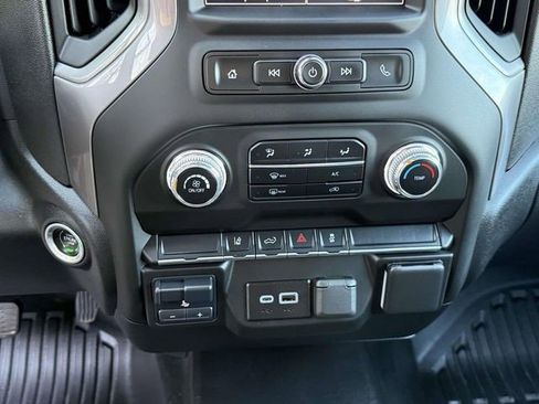 Certified 2024 GMC Sierra 2500 Pro AWD/4WD image 19