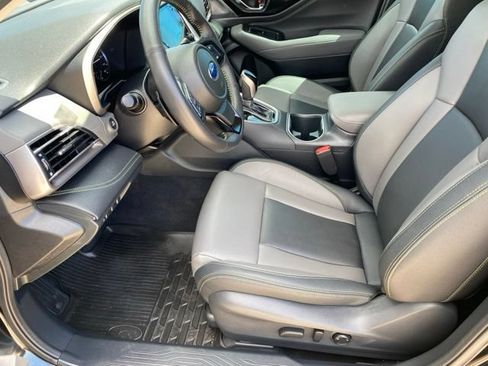 Certified 2025 Subaru Outback Onyx Edition w/ Tech Package 3 AWD/4WD image 10