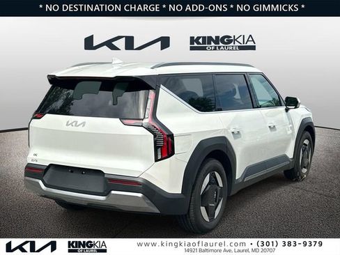 Used 2024 Kia EV9 Wind AWD/4WD image 23