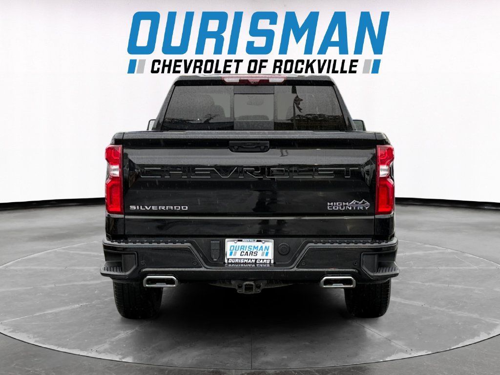 Used 2024 Chevrolet Silverado 1500 High Country w/ Technology Package AWD/4WD image 5