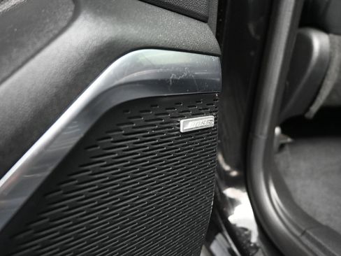 Used 2024 Chevrolet Traverse RS w/ LPO, Floor Liner Package image 32