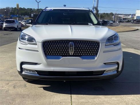 Used 2022 Lincoln Aviator Reserve w/ Equipment Group 201A image 8