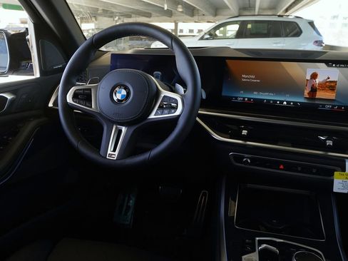 Used 2026 BMW X5 M60i AWD/4WD image 13