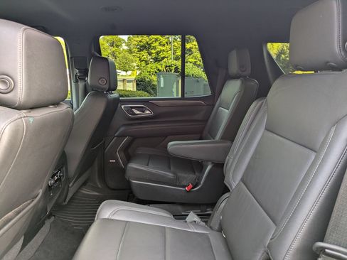 Used 2021 Chevrolet Tahoe LT AWD/4WD image 12