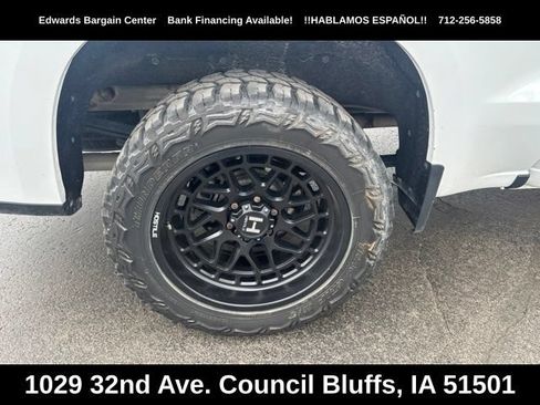 Used 2020 Chevrolet Silverado 1500 Custom w/ Custom Max Trailering Package AWD/4WD image 9