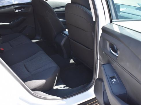 Used 2024 Honda Accord EX image 17