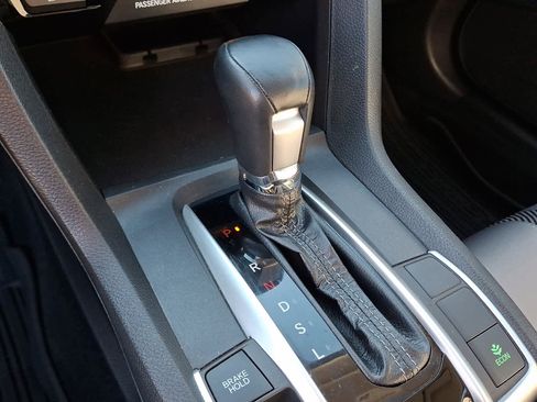 Used 2018 Honda Civic EX-T image 18