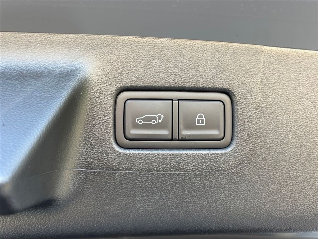 New 2027 Hyundai Santa Fe SEL FWD image 18