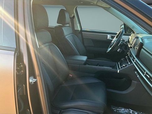 Used 2025 Hyundai Santa Fe XRT image 29