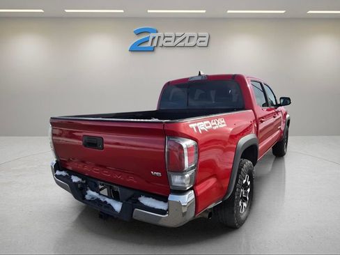 Used 2021 Toyota Tacoma TRD Off-Road image 5