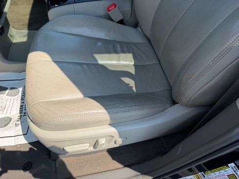 Used 2014 Toyota Sienna XLE w/ Entertainment Package AWD/4WD image 10