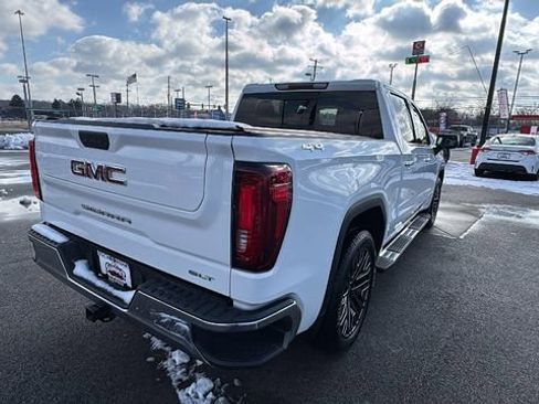 Used 2022 GMC Sierra 1500 SLT w/ SLT Convenience Package image 7