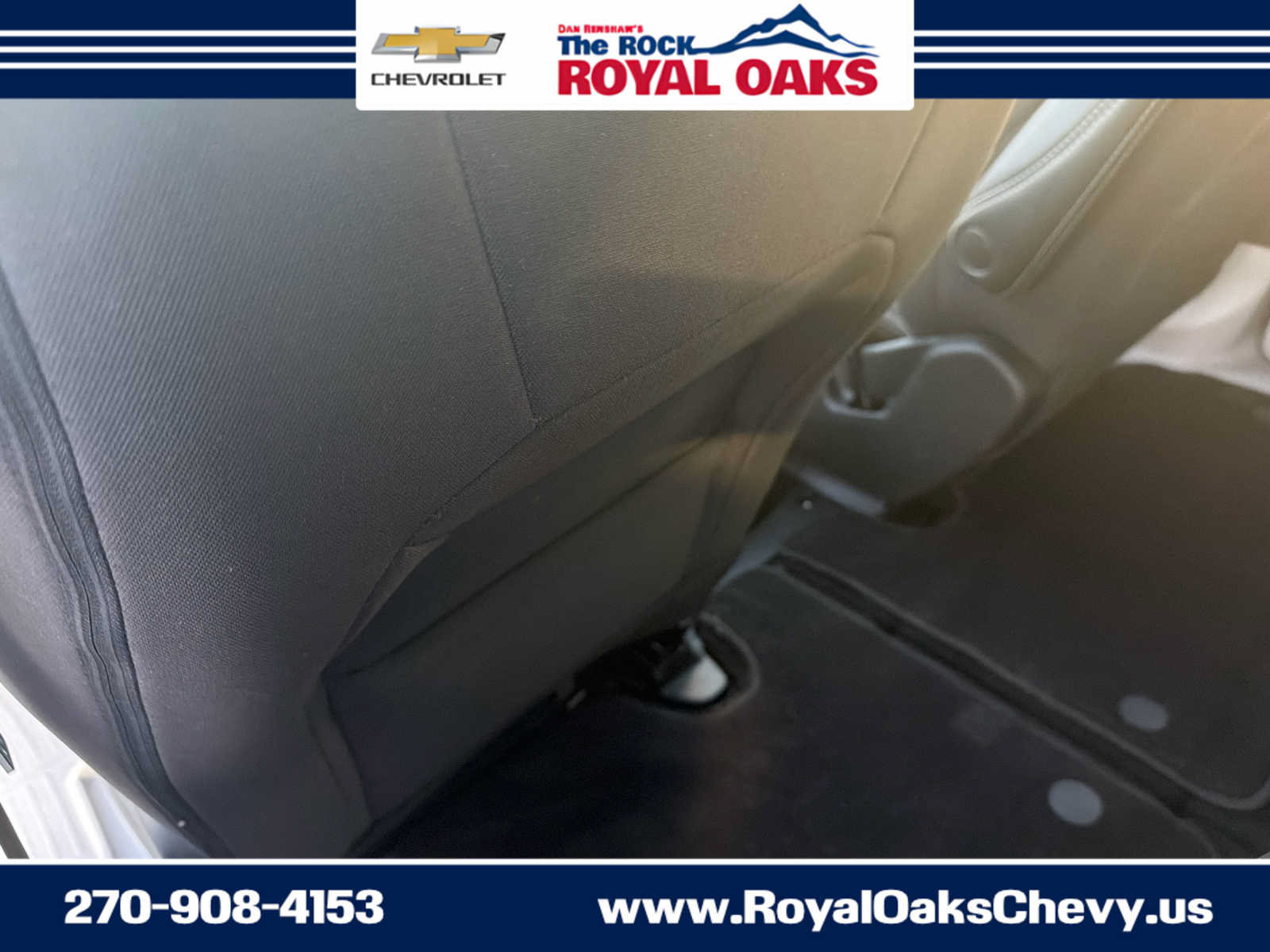 Used 2023 Chrysler Voyager LX FWD image 25