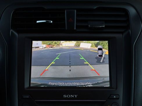 Used 2020 Ford Fusion Titanium FWD image 36