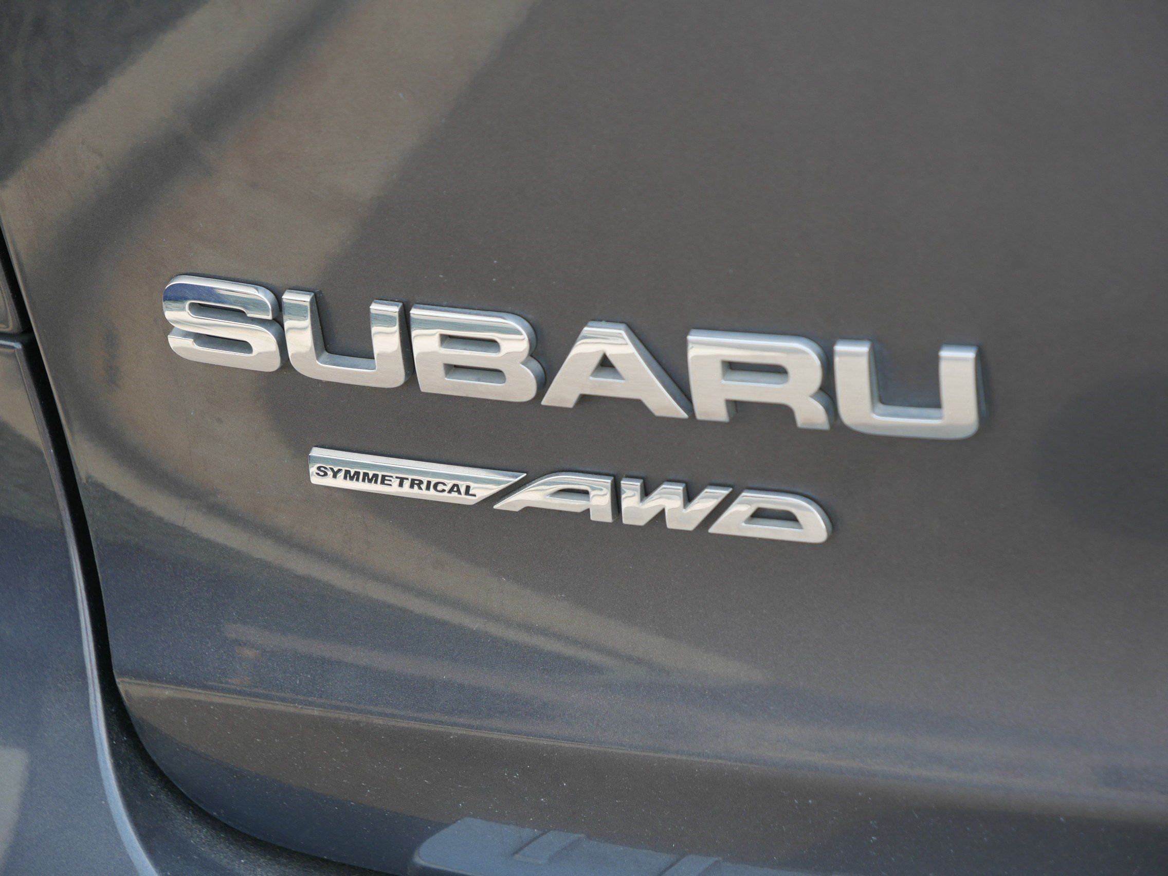 Used 2022 Subaru Ascent Limited AWD/4WD image 6