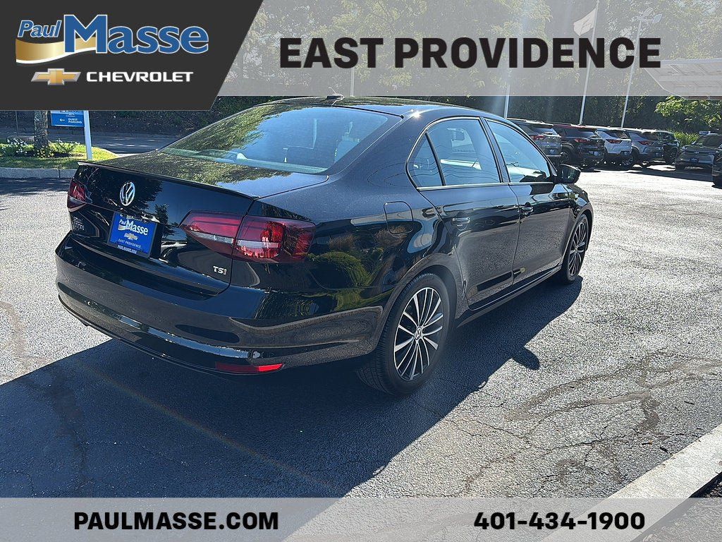 Used 2016 Volkswagen Jetta Sport FWD image 7