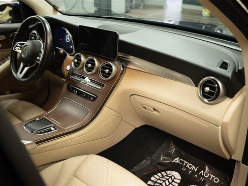 Used 2022 Mercedes-Benz GLC 300 4MATIC image 14