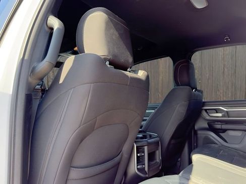 Used 2023 RAM 1500 Big Horn AWD/4WD image 19