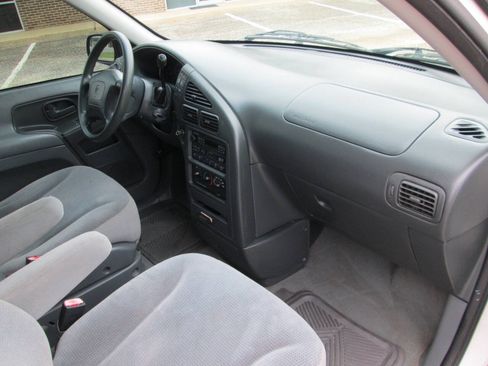 Used 2002 Mercury Villager FWD image 47