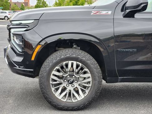 Used 2025 Chevrolet Tahoe Z71 AWD/4WD image 10