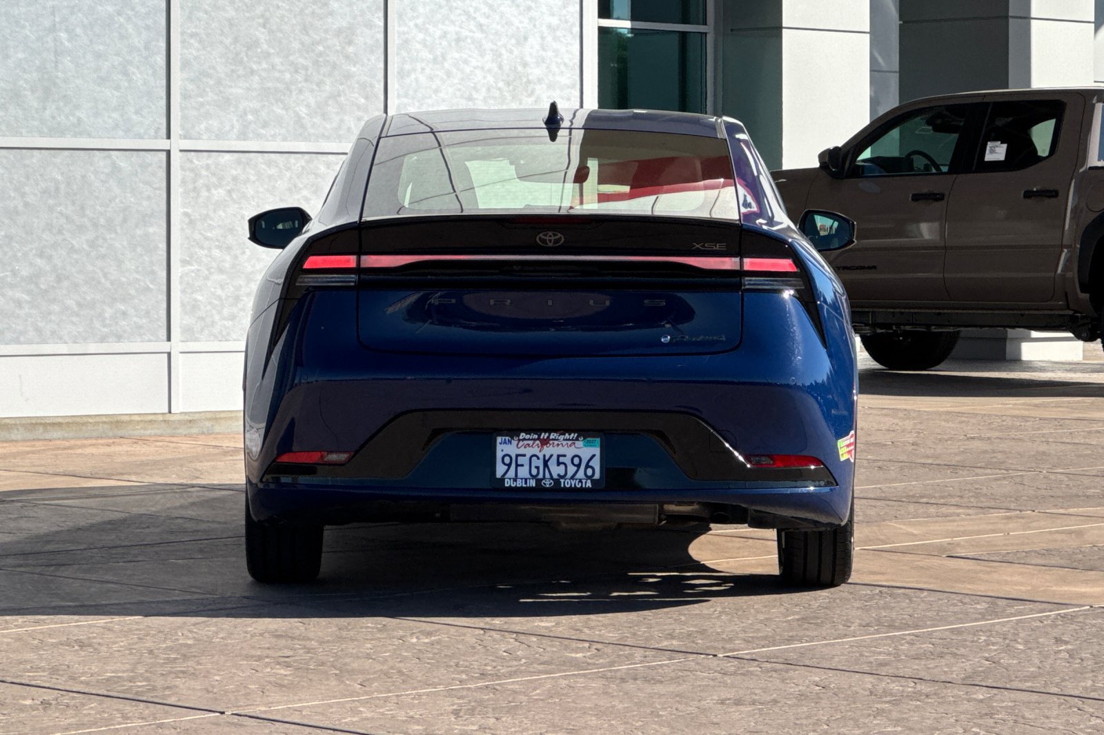 Used 2024 Toyota Prius Prime FWD image 5