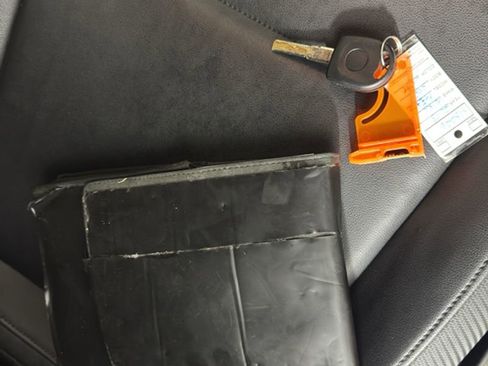 Used 2013 Volkswagen Beetle 2.0T image 35