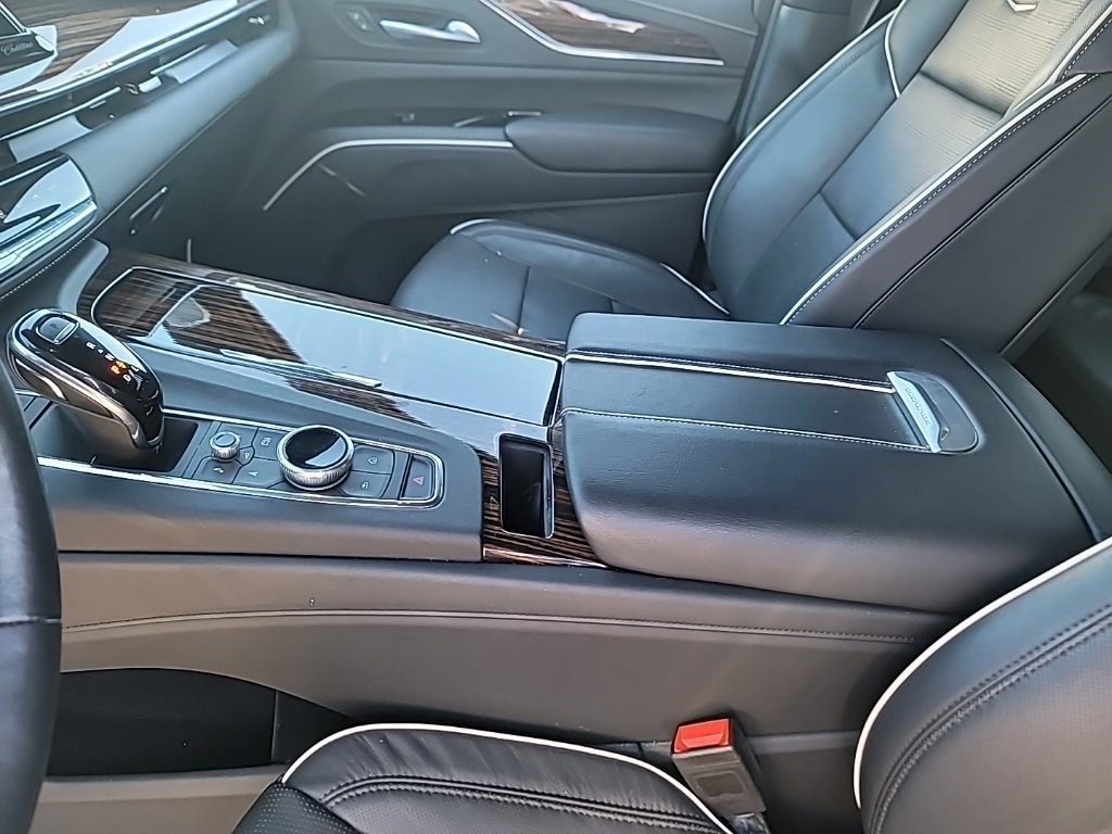 Used 2023 Cadillac Escalade ESV Premium Luxury w/ Performance Package AWD/4WD image 34
