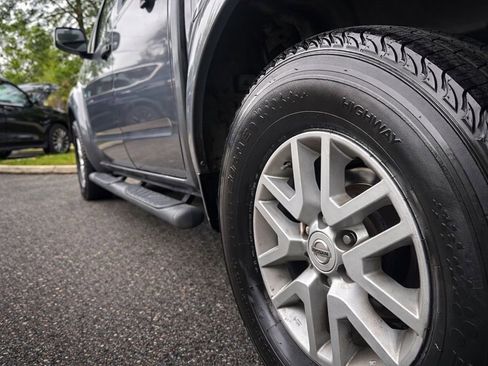 Used 2016 Nissan Frontier SV w/ SV Value Truck Package image 4