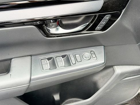Used 2024 Honda CR-V EX-L image 18