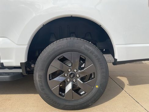 New 2025 Ford F150 Lightning Lariat image 7