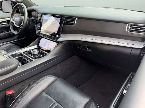 Used 2023 Jeep Grand Wagoneer Series II image 2