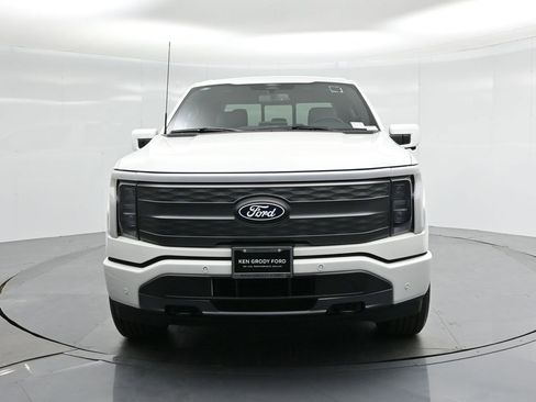 New 2025 Ford F150 Lightning Lariat w/ Max Trailer Tow Package image 26