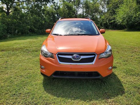 Used 2015 Subaru Crosstrek 2.0i Premium AWD/4WD image 2