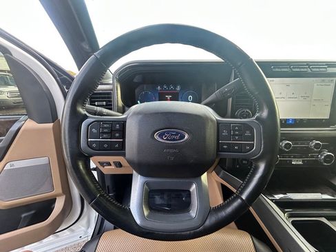 Used 2023 Ford F250 Lariat w/ Lariat Ultimate Package image 14