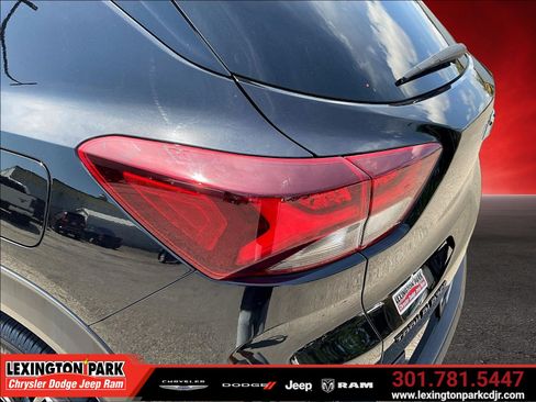 Used 2022 Chevrolet TrailBlazer RS FWD image 22