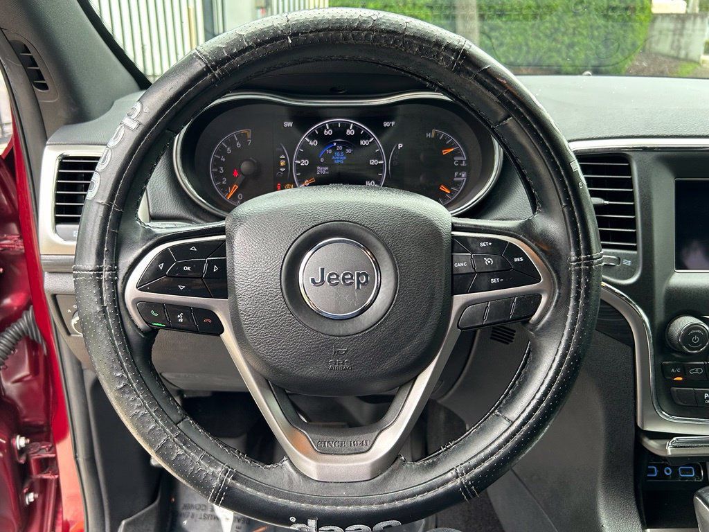 Used 2021 Jeep Grand Cherokee Laredo RWD image 18