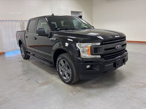 Used 2020 Ford F150 XLT w/ Equipment Group 302A Luxury image 2