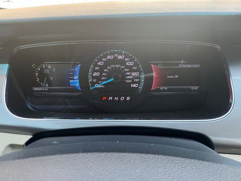 Used 2015 Ford Taurus SEL w/ Equipment Group 201A image 21