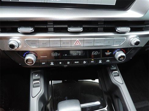 Used 2023 Kia Telluride S image 20