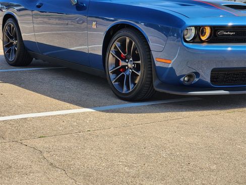 Used 2021 Dodge Challenger R/T Scat Pack w/ Plus Package image 11