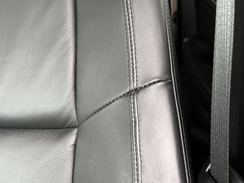 Used 2021 Jeep Grand Cherokee Limited image 14